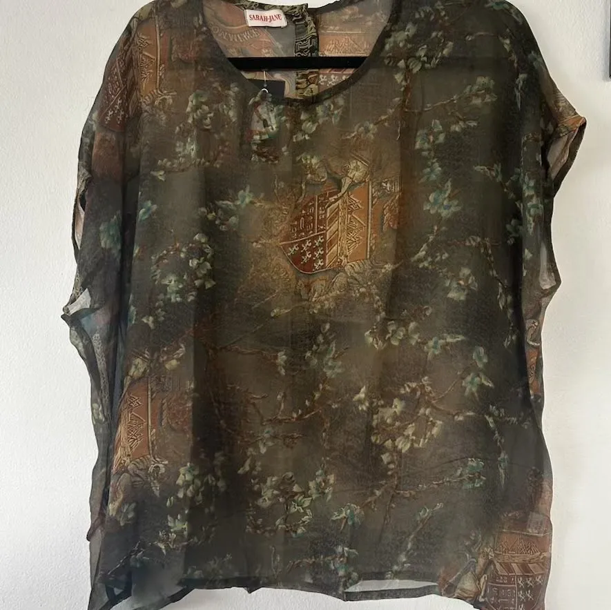 Button Back Top - Misty