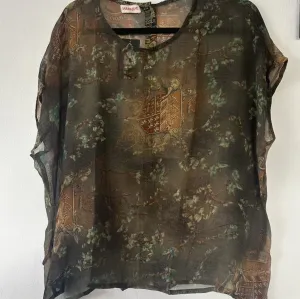 Button Back Top - Misty