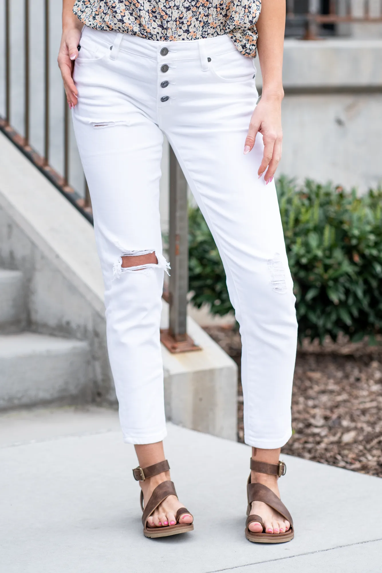 Cherie High Rise Mom Fit