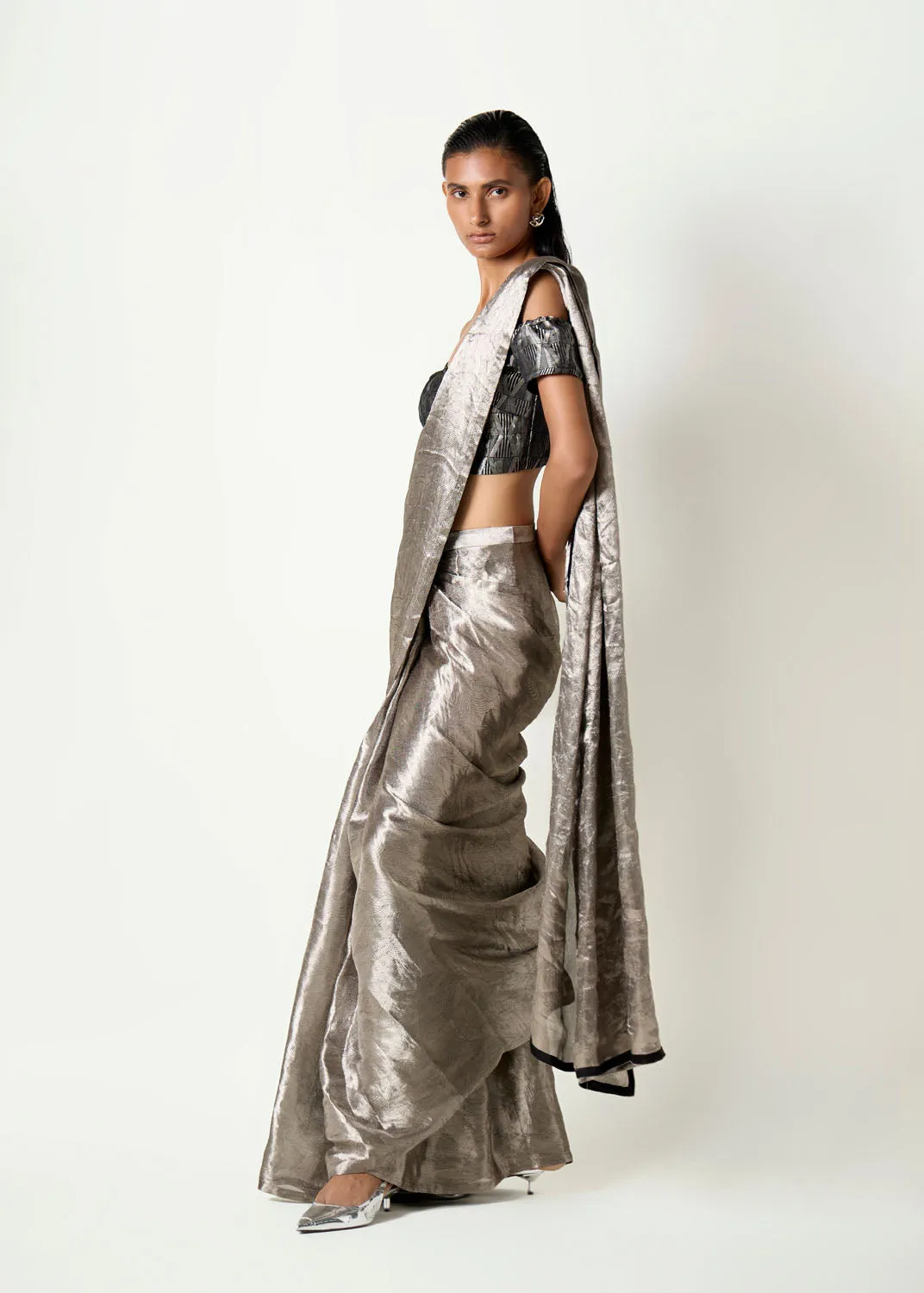 Nivi Sari