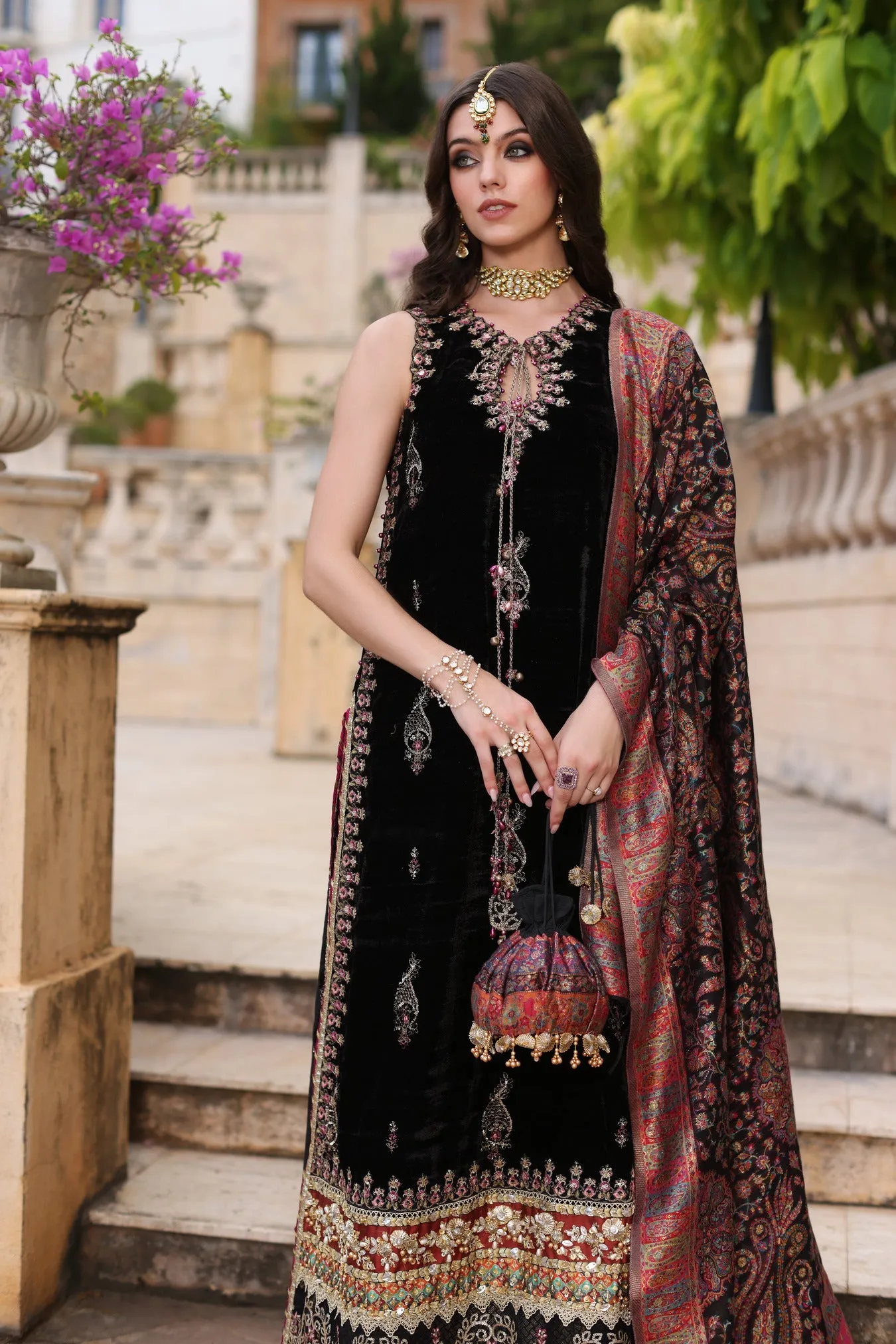 Noor Kaani Luxe Handmade Formals – D6