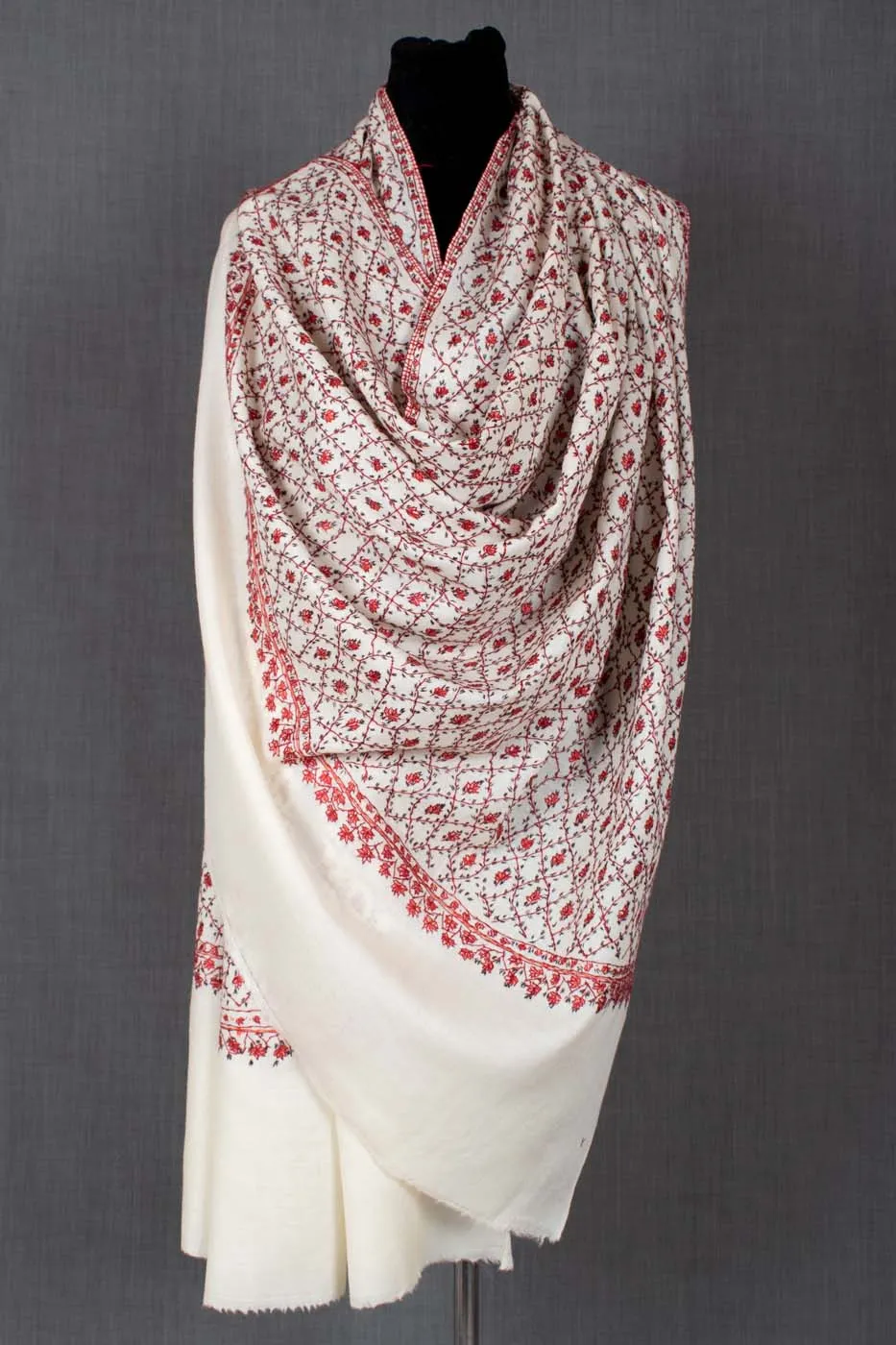 WOOLLEN SHAWL White #23